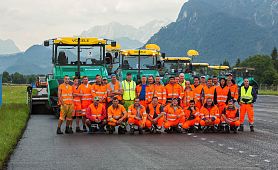 2014-09-25-asphaltierung-flughafen-salzburg